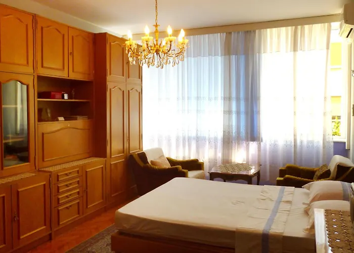 With Wifi - 8328 Split